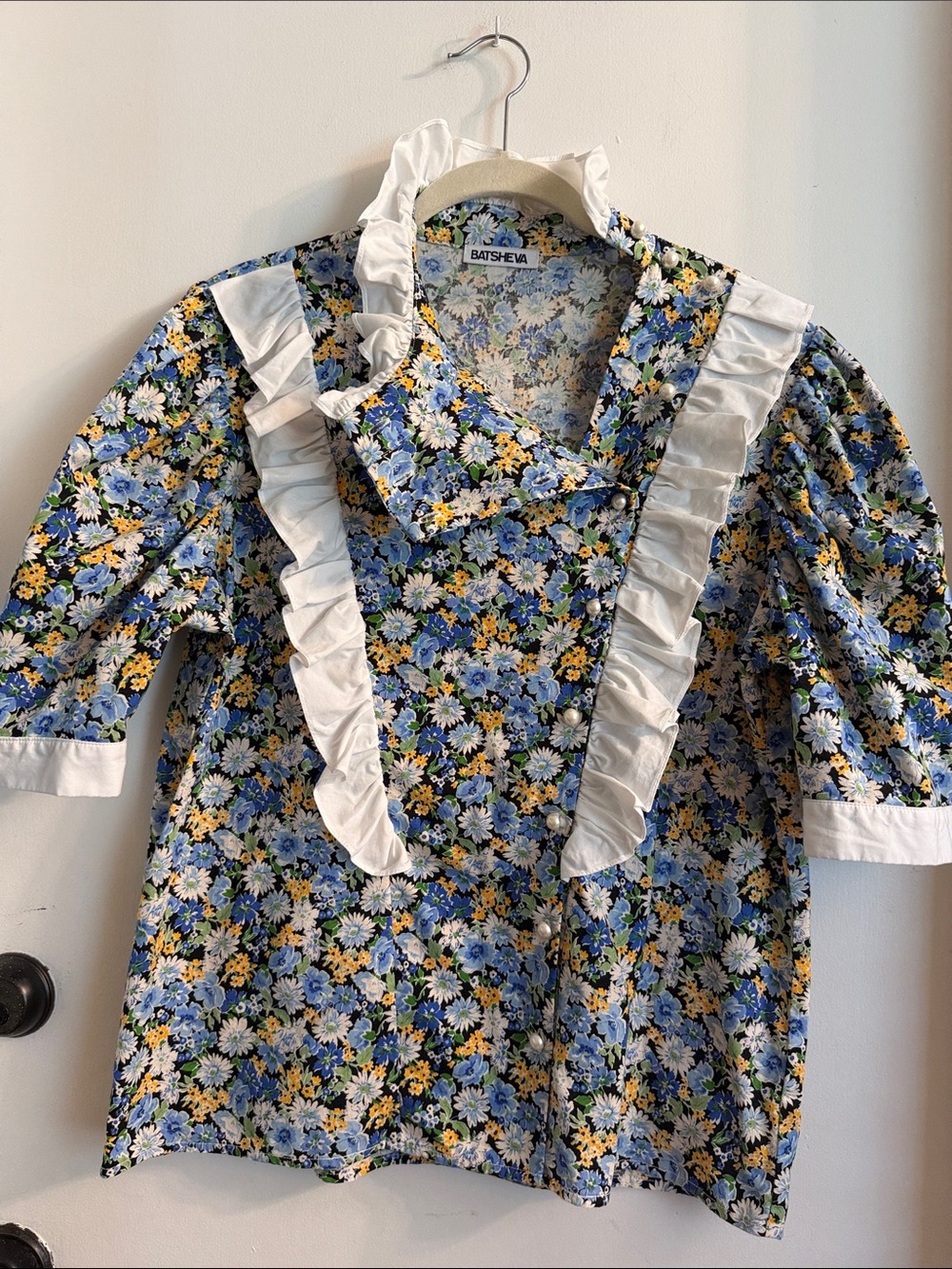 Batsheva blouse ruffle blue ditsy floral pearl buttons puff sleeve size 10